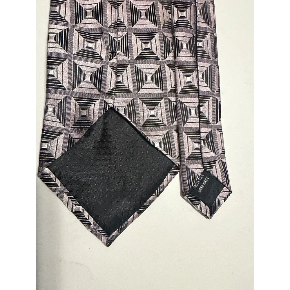 Screenplay by Martin Wong Mens Silk Tie Silver Grey Black Geometric Squares 4in